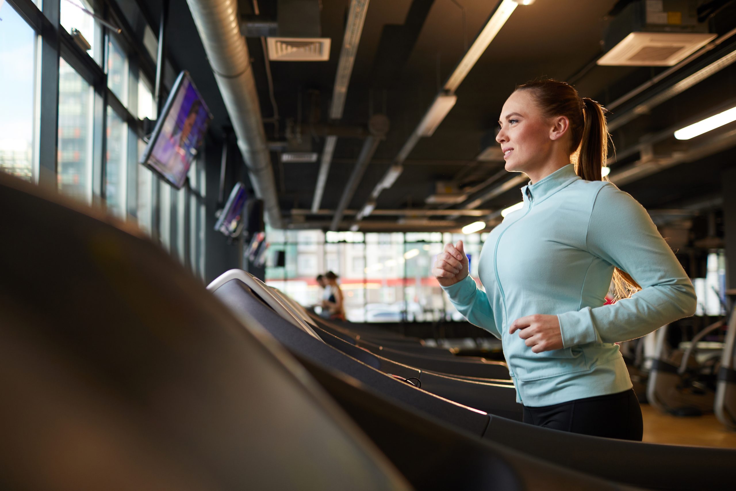 4 Ways to Start Improving at the Gym